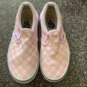 Pre-owned girls pink and whit checkered vans size 13 kids